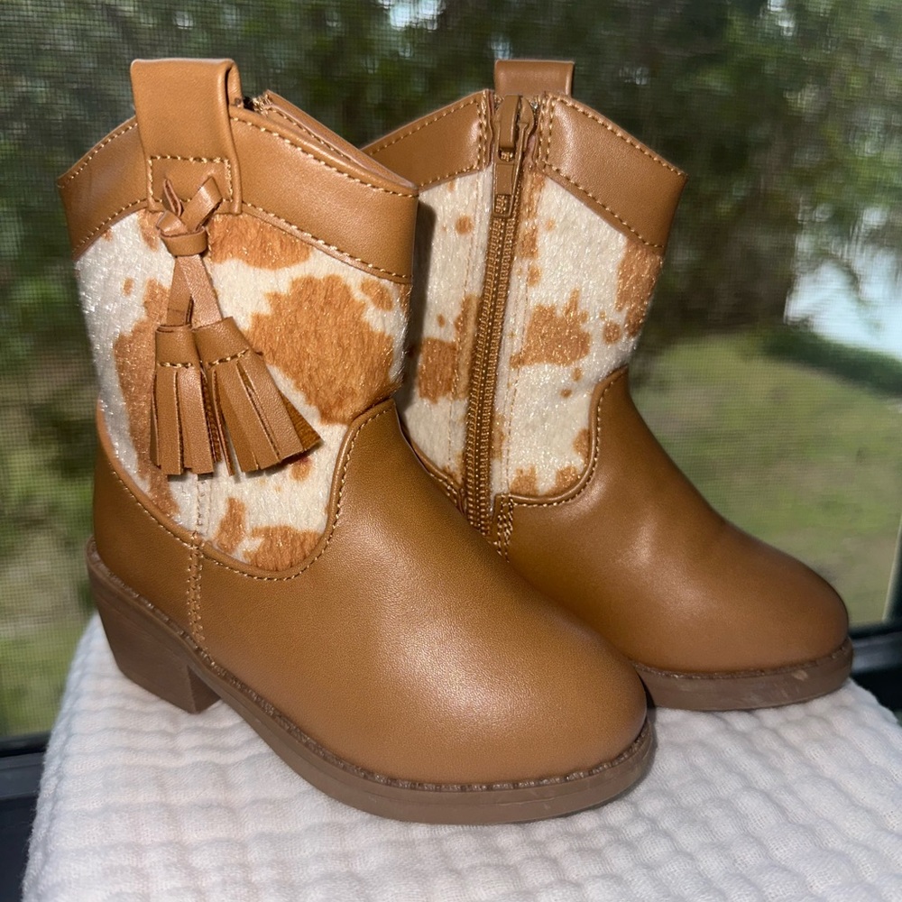 Nicole Miller New York Girls Western Cow Print Tassel Boots Brown White Size 5